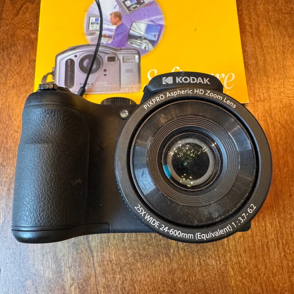 Kodak Digital Camera TESTED Black PIXPRO AZ255 Astro Zoom 25X Bridge Camera